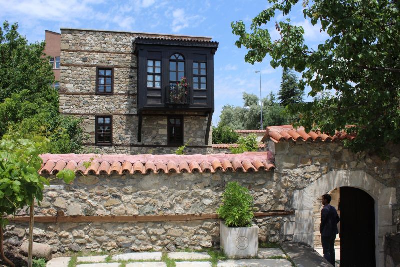 sefik-gul-kultur-evi (11)